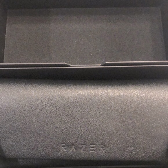 NEW [Razer] Anzu Bluetooth & Blue-light Gaming Smart Glasses/Sunglasses, Large - Picture 8 of 12